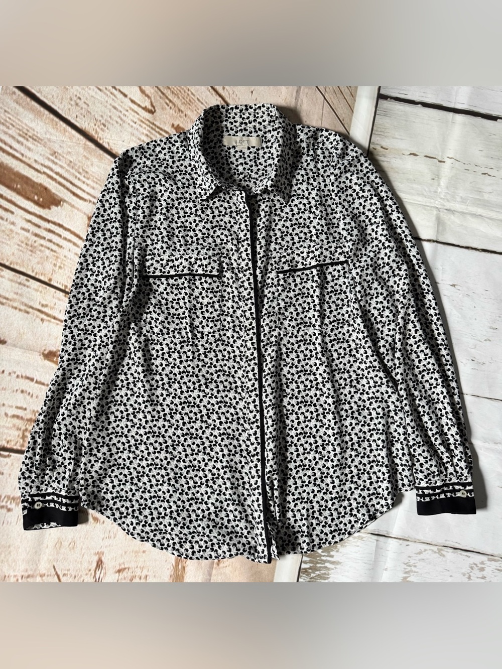 LOFT Black and White Printed Button-Up Blouse